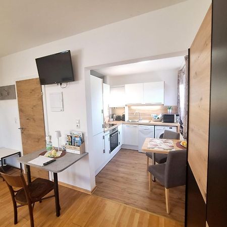 Homew4 - Rosen Apartment Hoheneich Eksteriør bilde